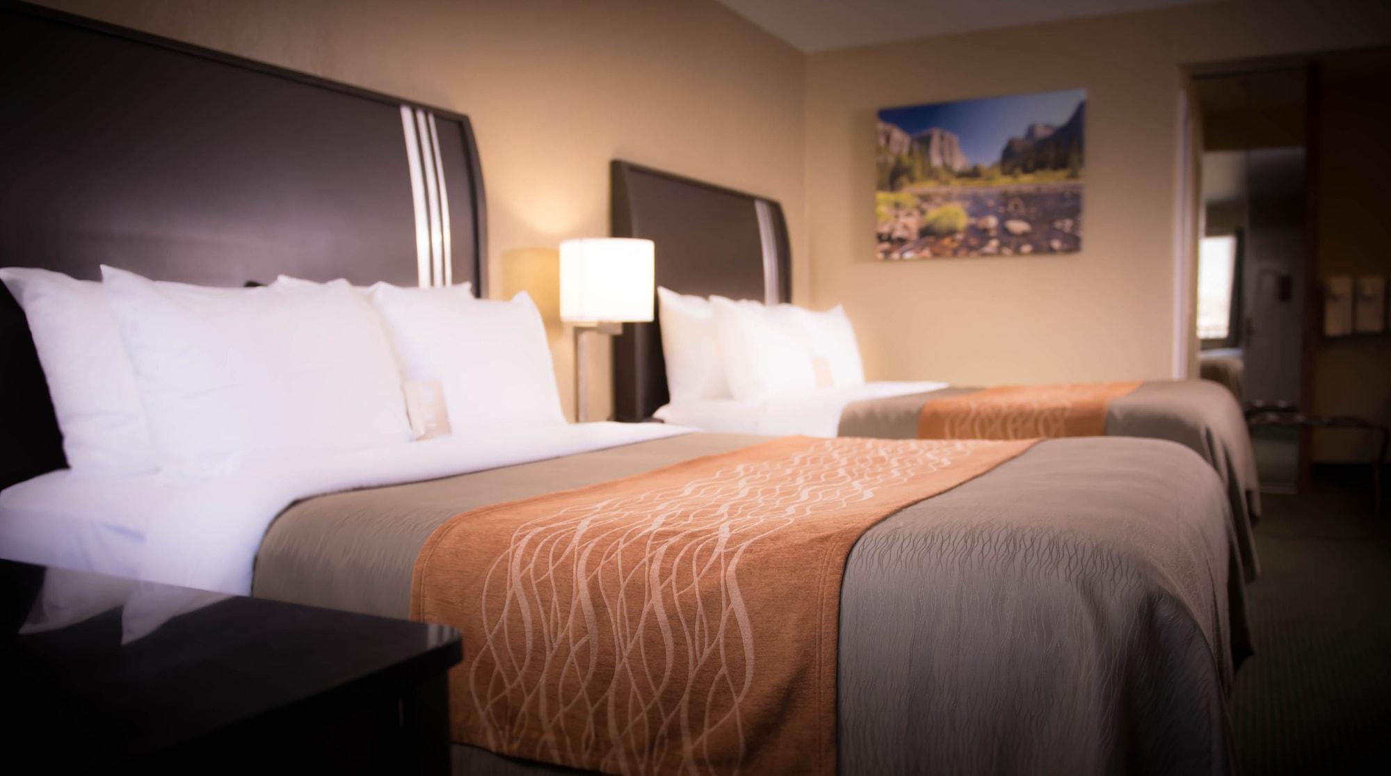 Comfort Inn Yosemite Area Oakhurst Dış mekan fotoğraf