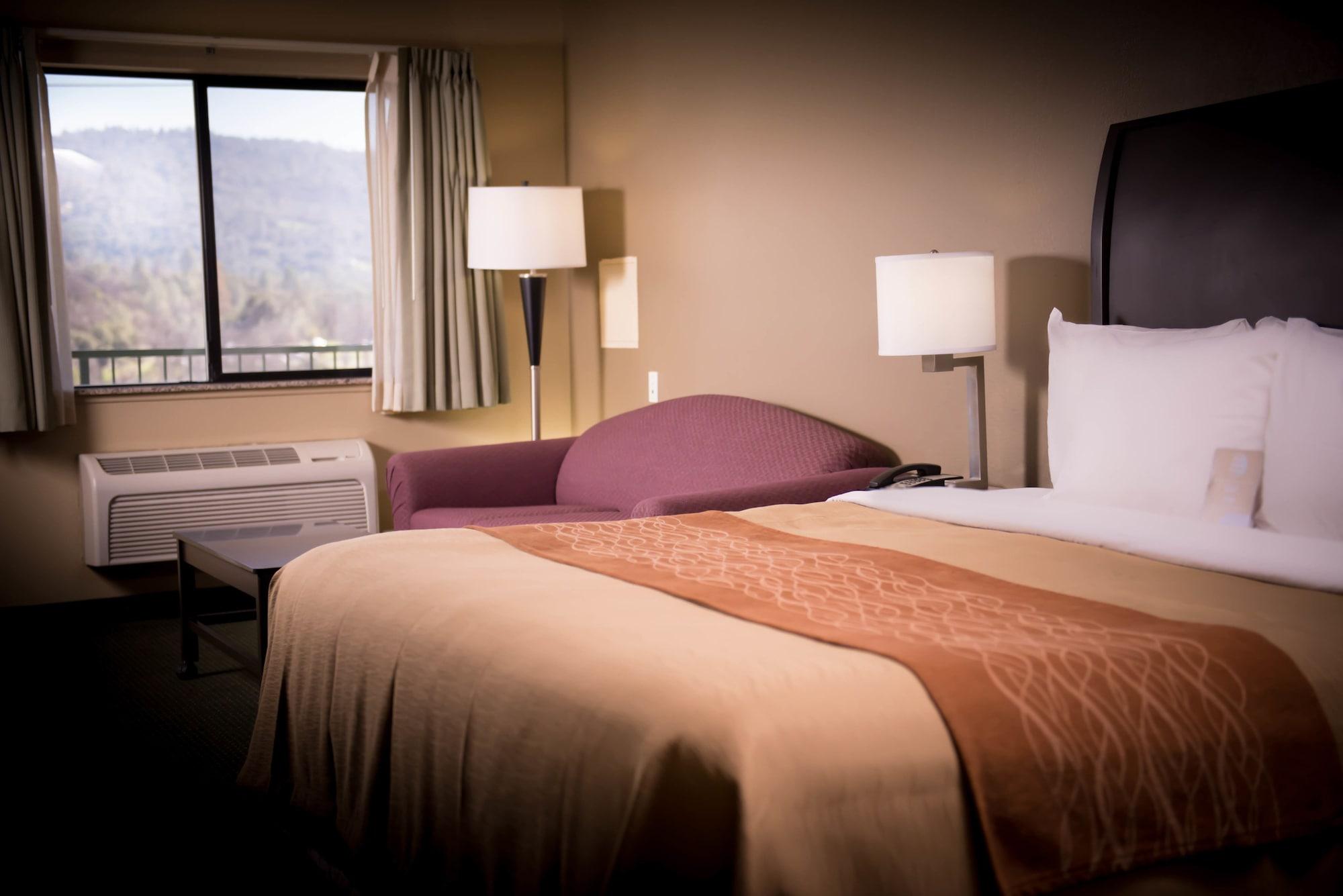 Comfort Inn Yosemite Area Oakhurst Dış mekan fotoğraf